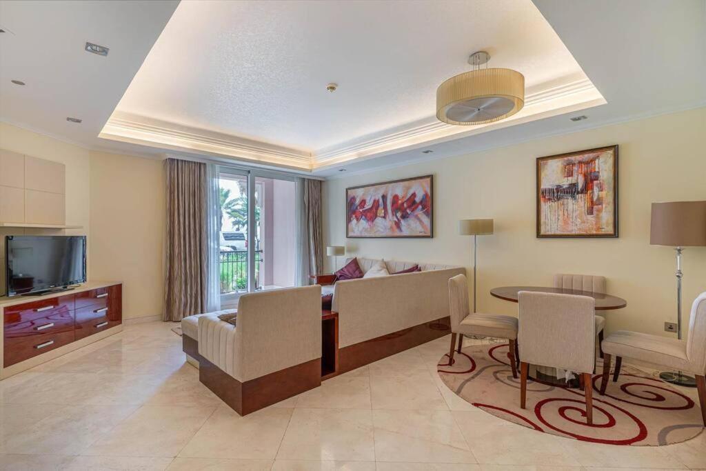 Luxury 1 Bedroom With A Private Beach Taj Granduer Residence At Palm Dubai Eksteriør billede